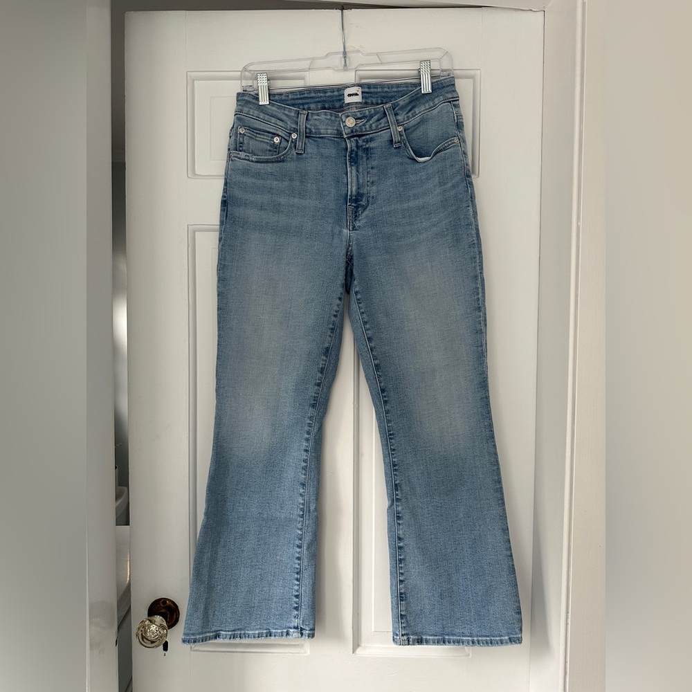 Edwin Denim Cropped Ankle Light Wash Blue Jeans in Size 29